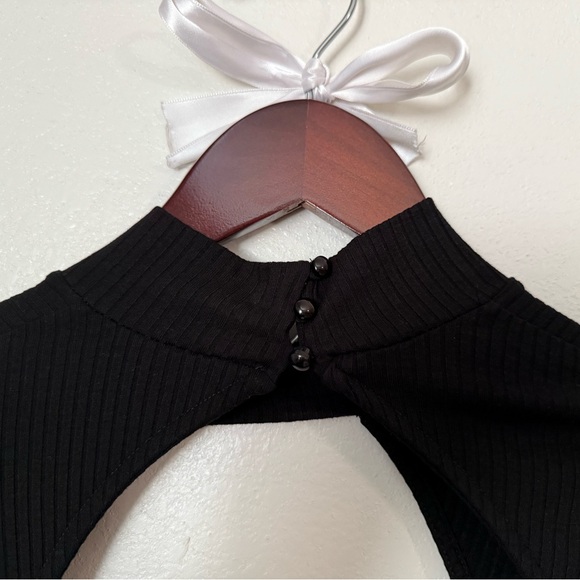 ASOS black ribbed long sleeve - Picture 3 of 3